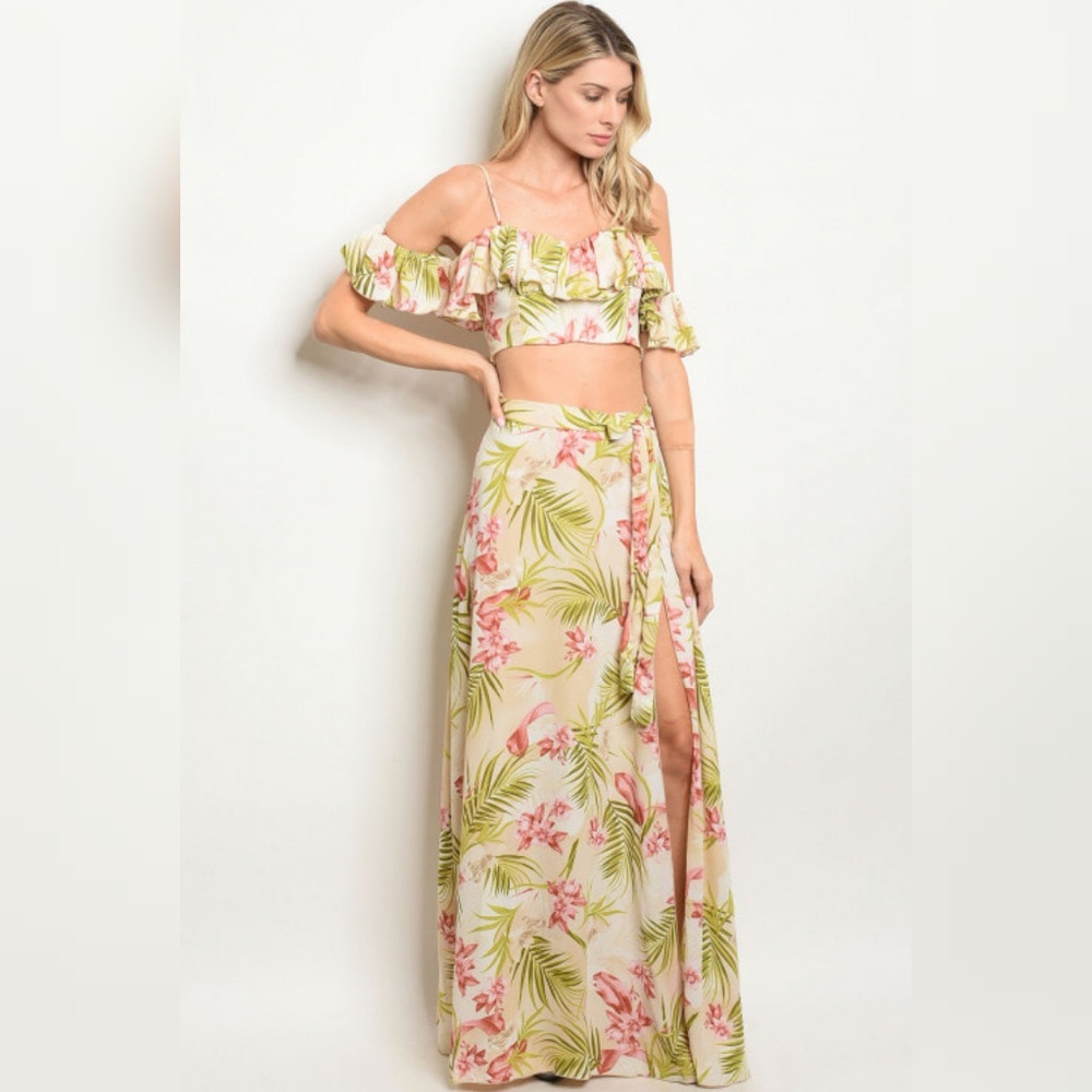 FLIRTY CREAM TWO-PIECE PALM PRINT SKIRT SET